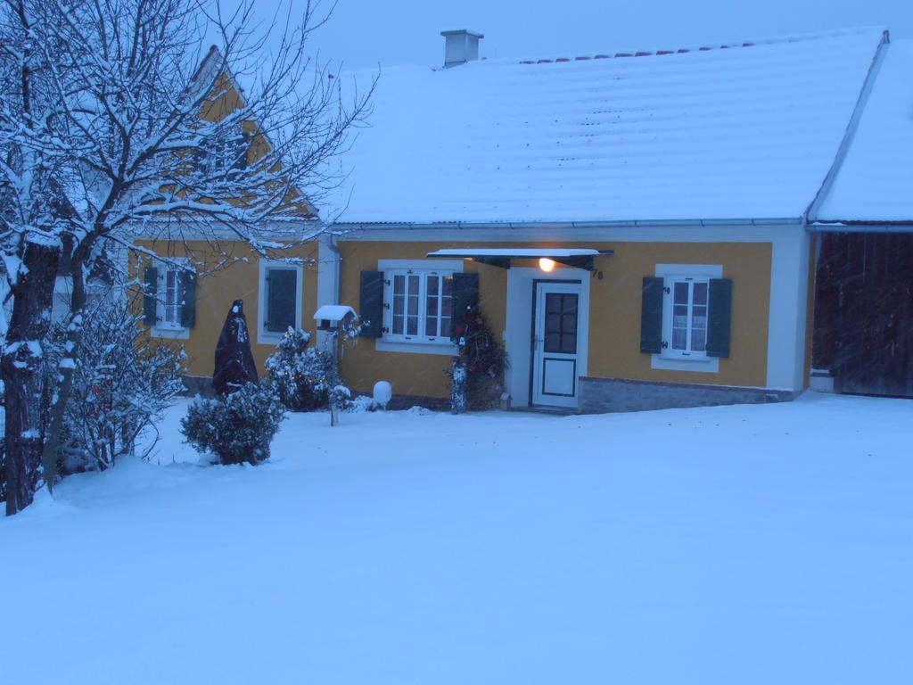 Ferienhaus Planetz Kaindorf  Ruang foto